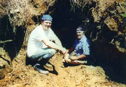 Don & Jerry at dinosaur site